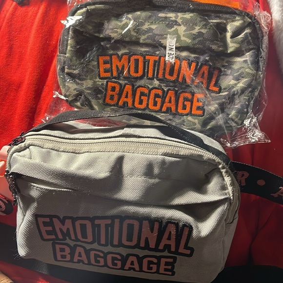 NWT ALF Fanny pack or crossbody. It is green camo with orange! - Picture 3 of 3